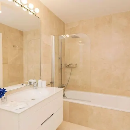 Oh La Life! Magnolia Jose * Costa Adeje (Tenerife)