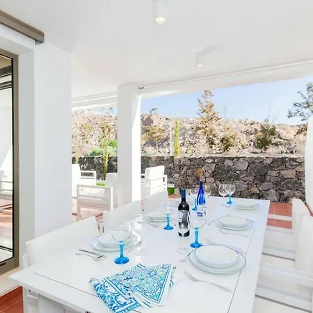 Oh La Life! Magnolia Jose