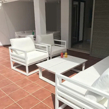 Oh La Life! Magnolia Jose Costa Adeje (Tenerife)